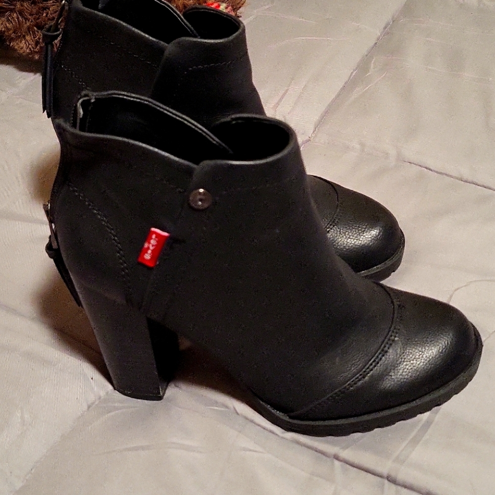 ankle  boots
